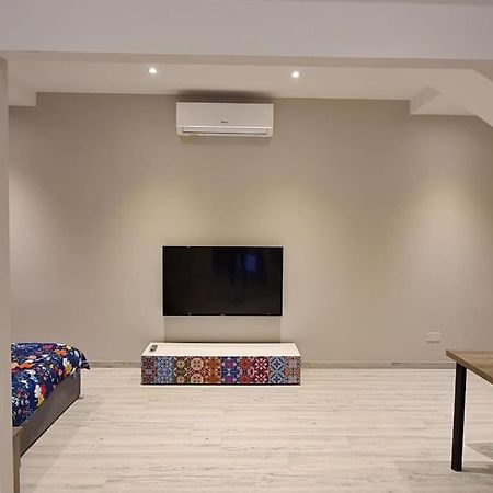 Highly Finished Studio Home In La Valette Extérieur photo
